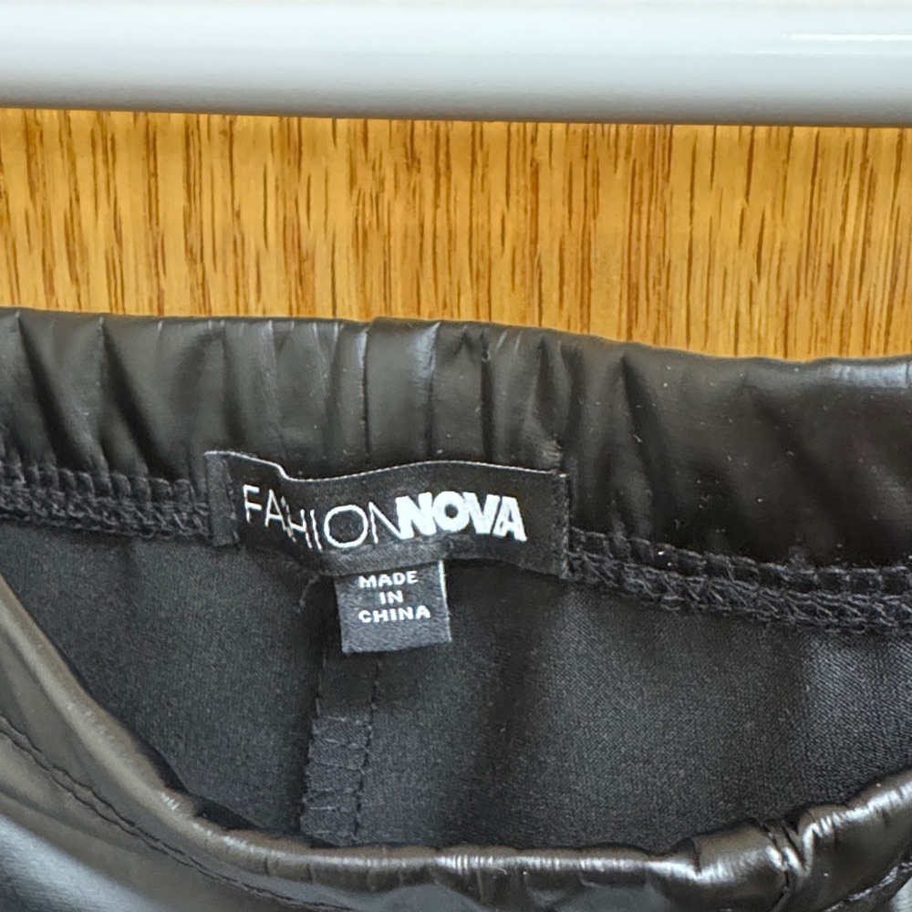 Fashion Nova Glossy Black Bike Shorts - Picture 2 of 2
